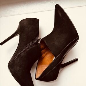 Black suede Steve Madden booties